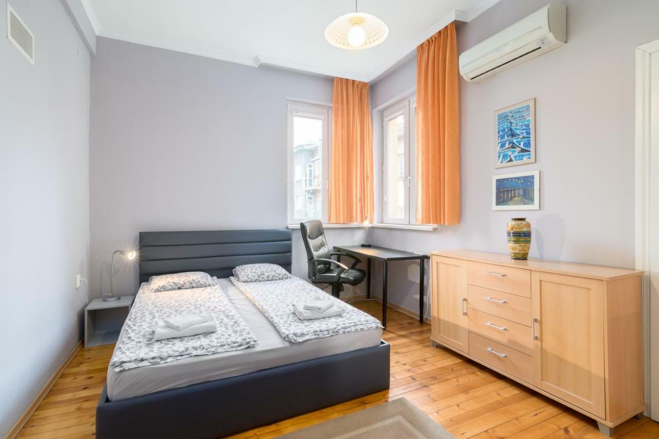 Beautiful Business Apartment- Center By Flat Mаnager *